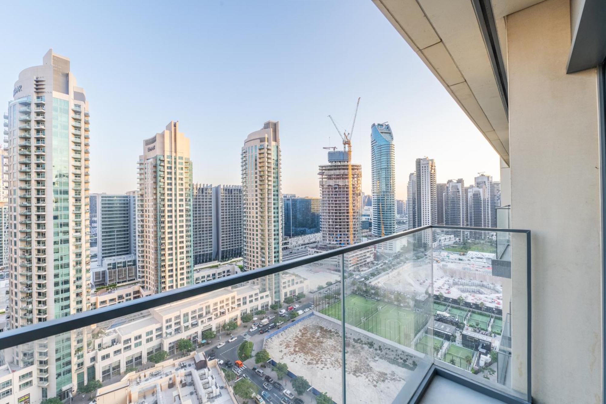 Elegant 2Br In Burj Royale Apartment Dubai Exterior photo